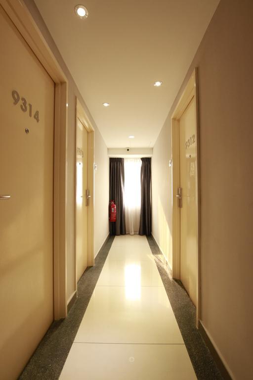 Hotel 99 Pusat Bandar Puchong Zewnętrze zdjęcie