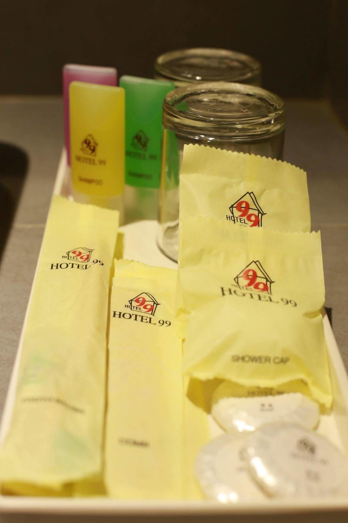 Hotel 99 Pusat Bandar Puchong Zewnętrze zdjęcie