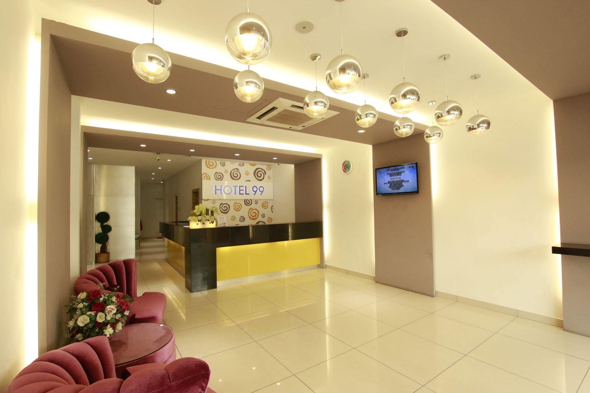 Hotel 99 Pusat Bandar Puchong Zewnętrze zdjęcie