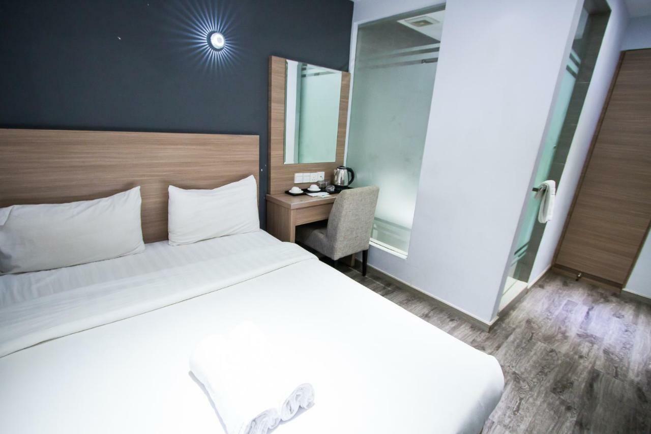 Hotel 99 Pusat Bandar Puchong Zewnętrze zdjęcie